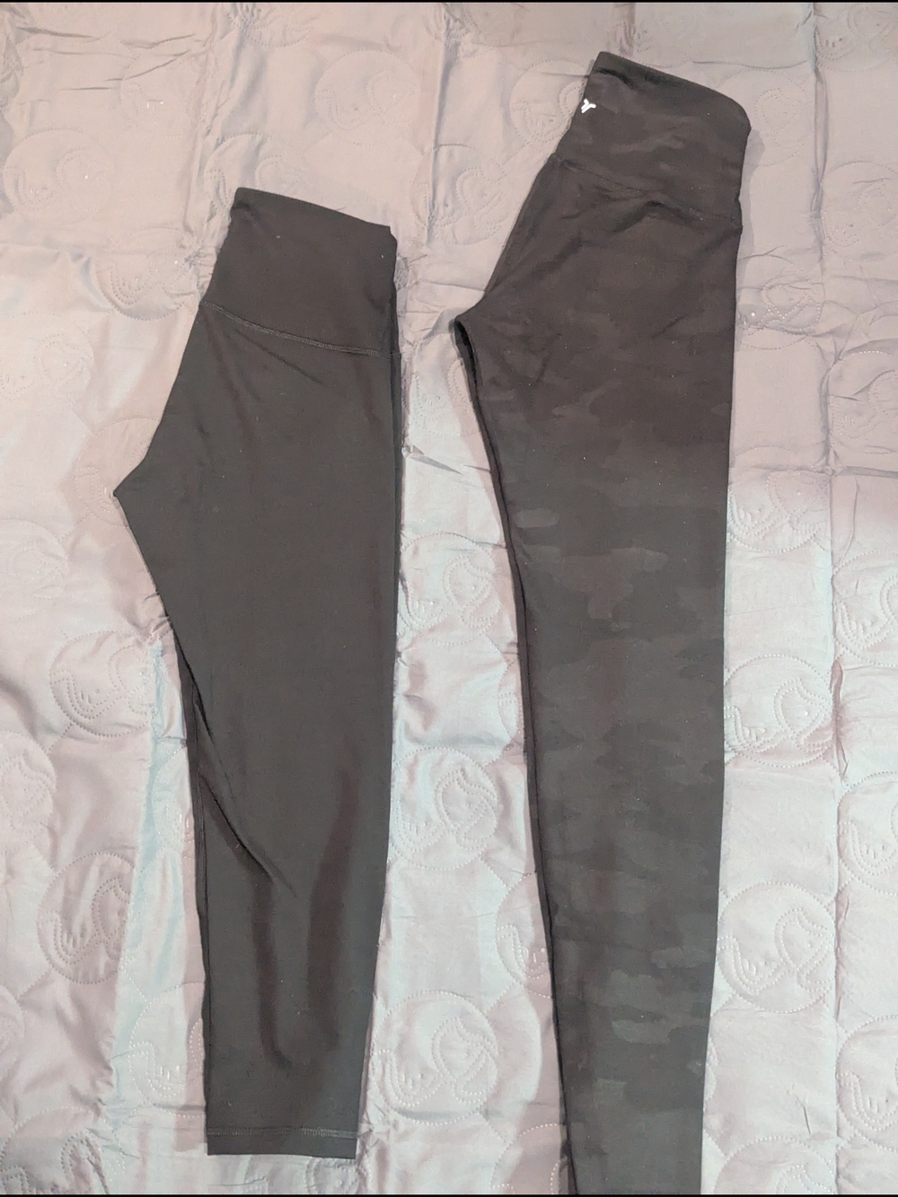 Lot Of Old Navy Black High-Rise Performance Leggings (2)